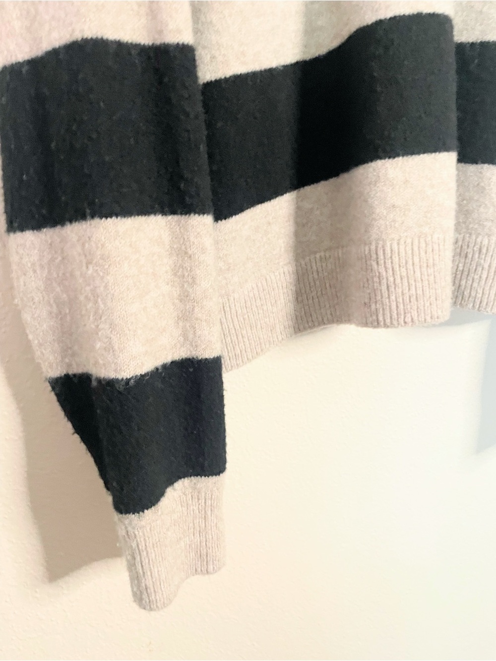 Universal Thread Striped Collared Rugby Sweater XL - Picture 5 of 9